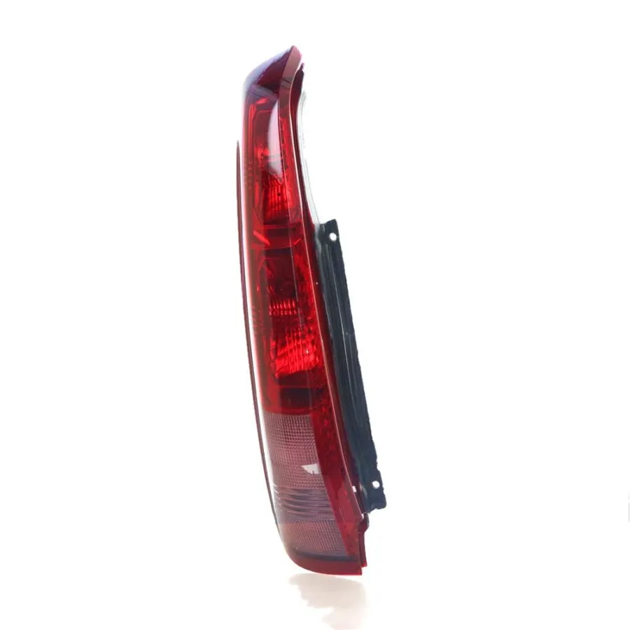 Nissan X-Trail T30 Wagon Left Tail Light (4/2005 to 9/2007)
