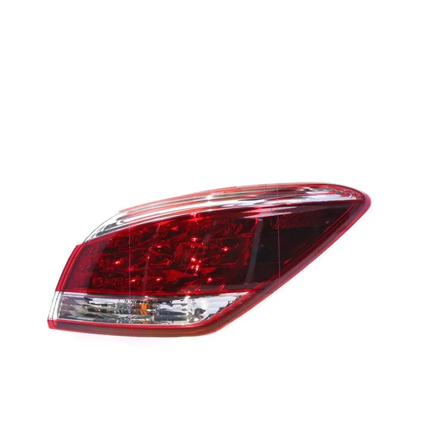 Nissan Murano Z51 Wagon Right Tail Light (8/2011 to 12/2014)